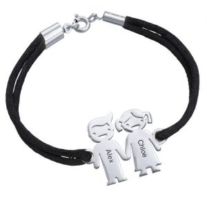 Kids-Holding-Hands-Charms-Bracelet_jumbo